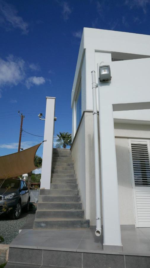 Casa Vacanze Baciata Agios Theodoros Exterior foto